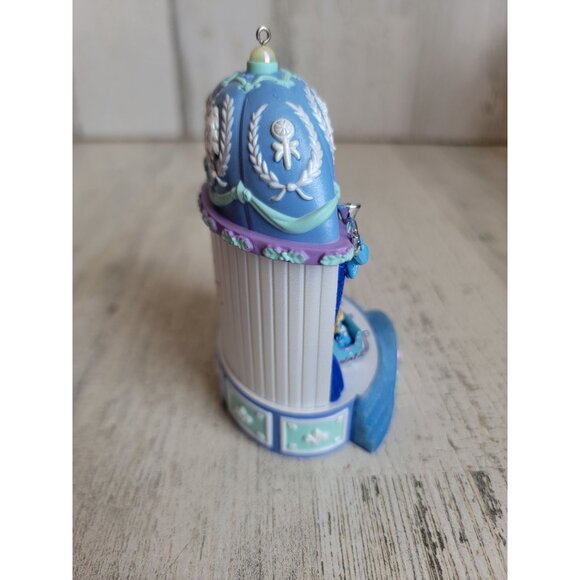 Carlton Cards Land of ice snow Nutcracker Suite ornament Xmas music - Picture 4 of 8